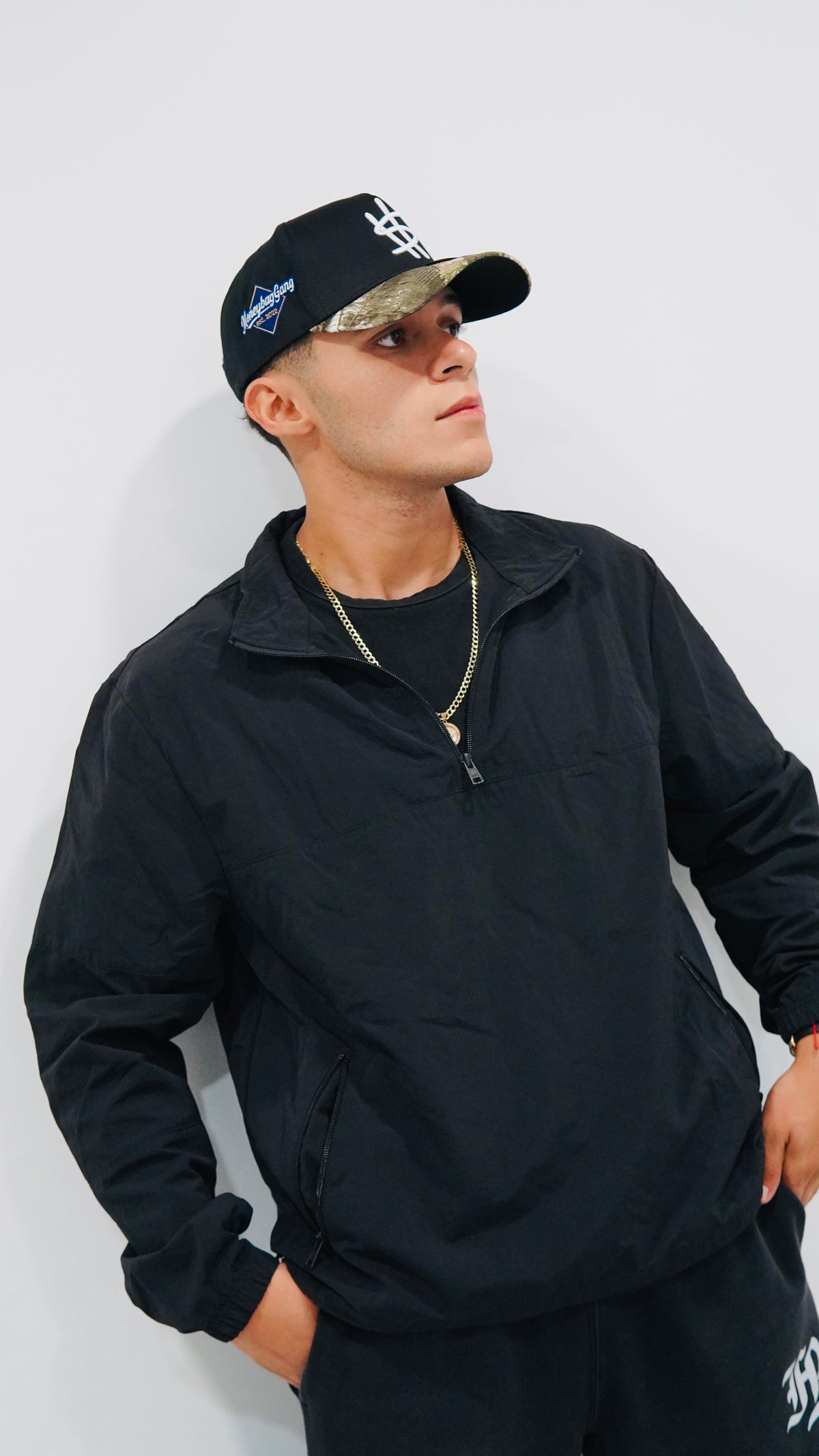 Black Crown Camo Brim hat